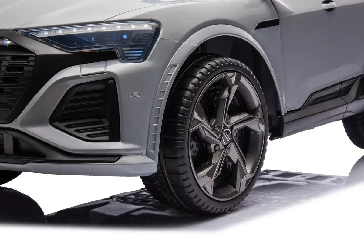 Kids Audi SQ8 12v Electric Ride On Car with Parental Remote Official Licensed