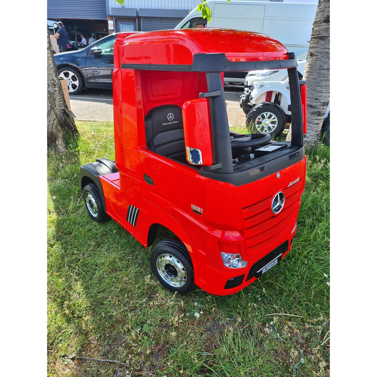 Licensed Mercedes Benz Actros Mp4 TV 4WD 24V* Ride On Lorry