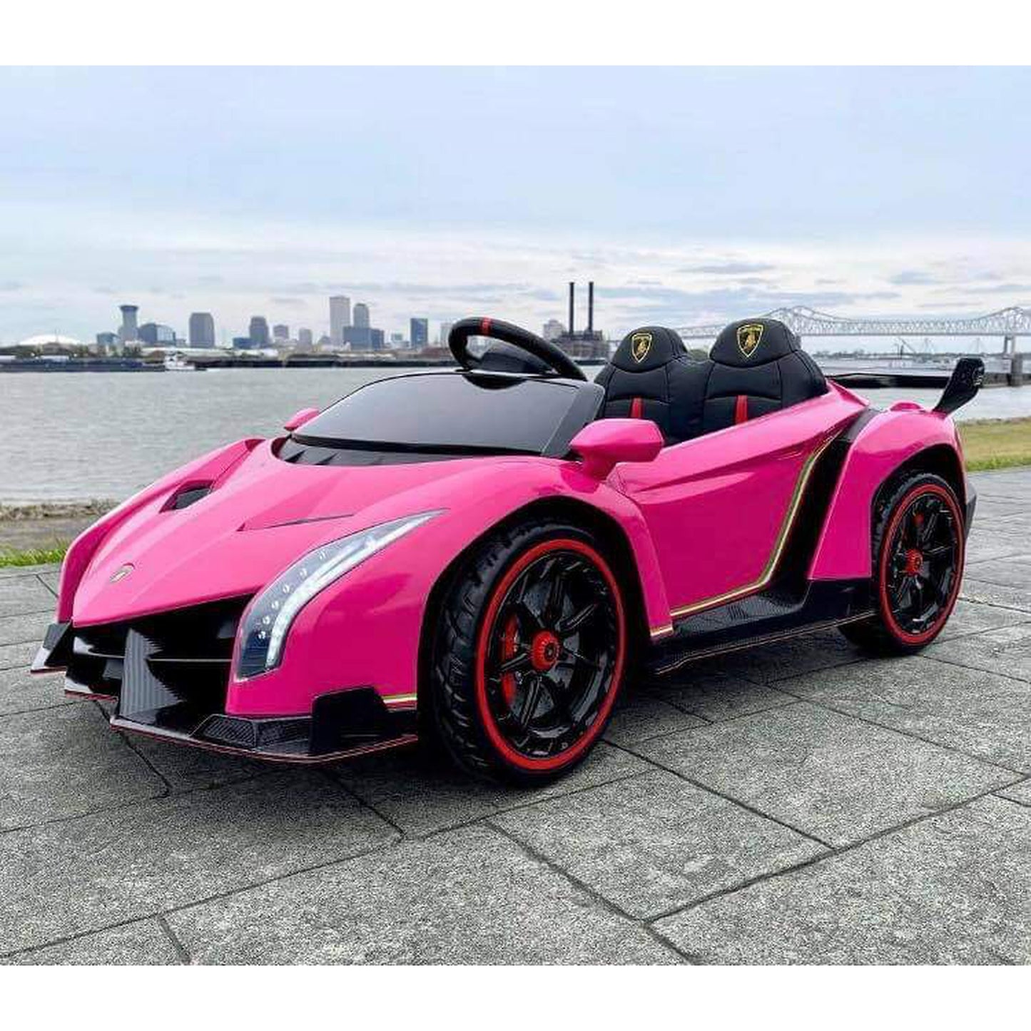 Licensed 4WD Oversized Lamborghini Veneno MP4 TV Kids Ride On Car Leather Seat Rubber Tyres